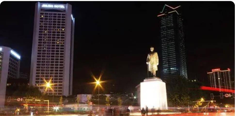 中华第一商圈南京新街口的变迁_建筑_孙中山_中央商场
