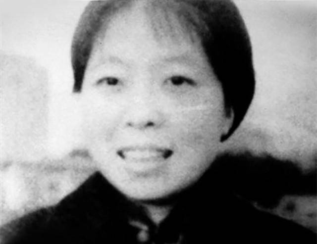 许广平:曾和萧红是好闺蜜,为何晚年回忆,隐约透露不耐烦和醋意_鲁迅