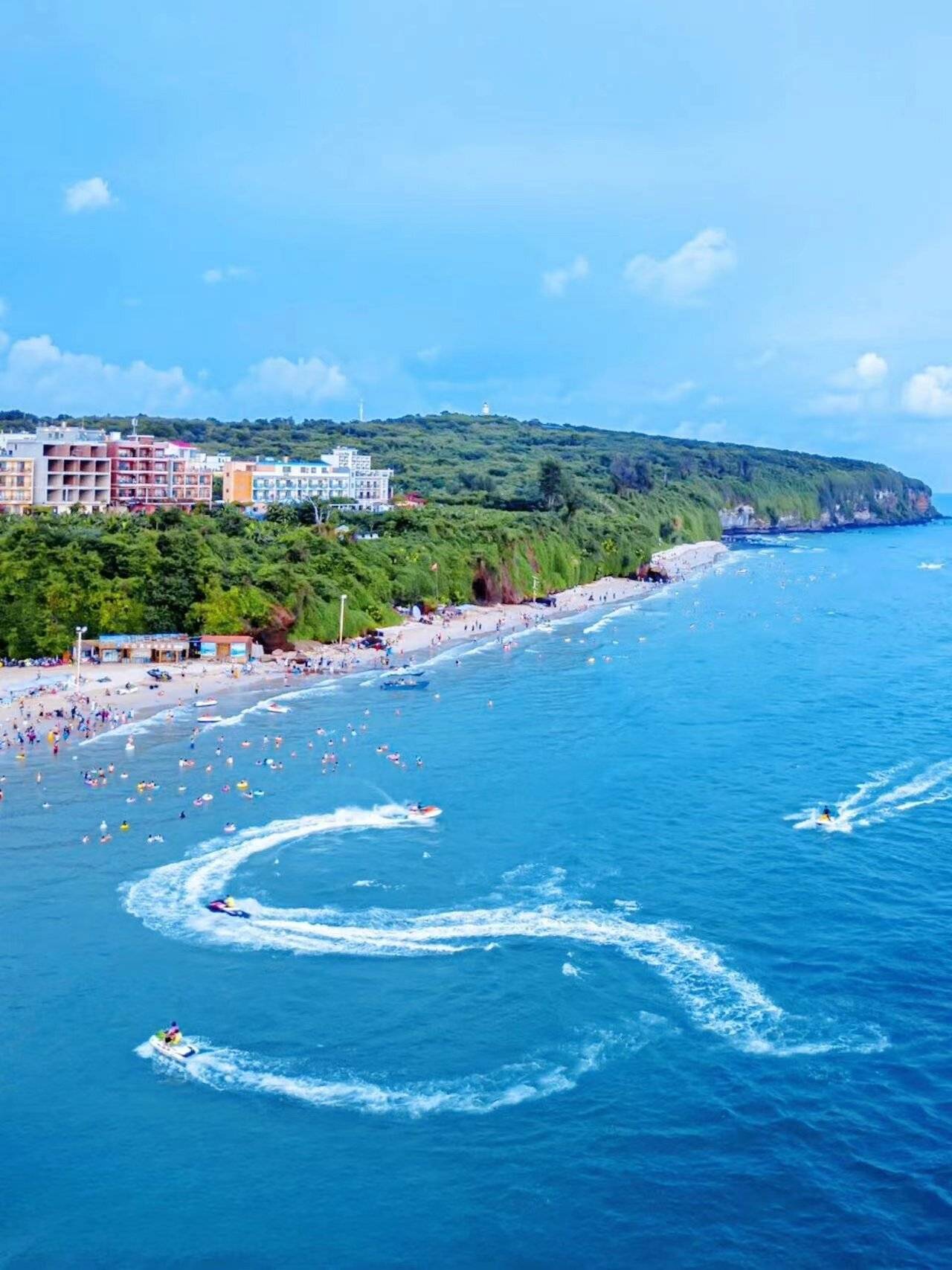 五彩滩日出→鳄鱼山公园→南湾街7815day3: 北海→涠洲岛→天主