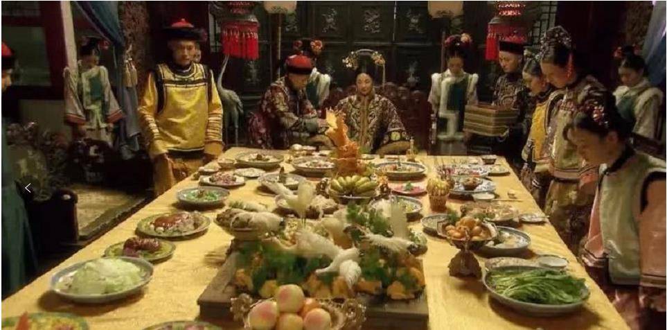 慈禧一天吃20个鸡蛋,却煮了500个,剩下480个的用途