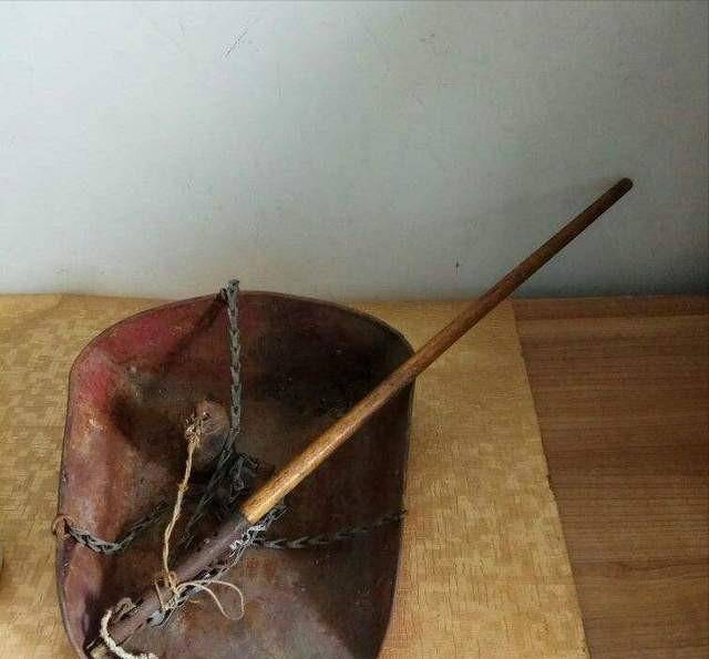 13,木杆秤,现在已经很少见了的,在八九十年代,农村用来称量商品的都是