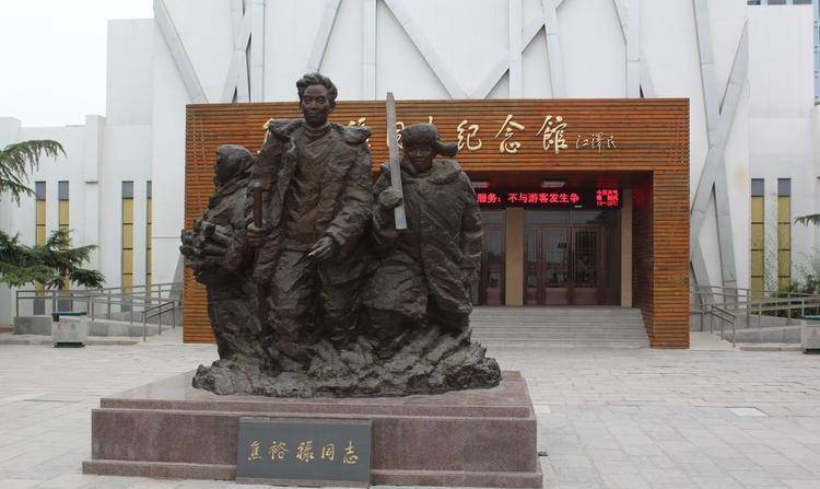 刘俊生:给焦裕禄书记拍照很困难,我拍了四张,有三张是偷拍的_兰考县