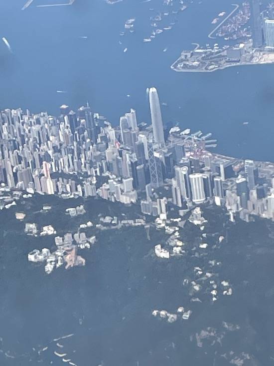 回上海前在香港住了4晚,上一篇游记已经介绍过了,去了一些经典景点