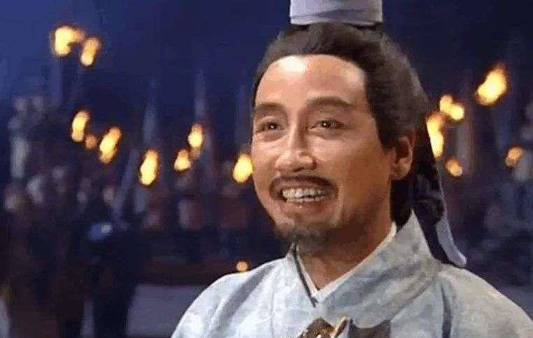 蒋干让曹操中计杀死了蔡瑁,张允?208年12月7日赤壁之