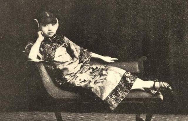 结局此时,毕庶澄不敢再多做犹豫,立马穿戴衣服,与富老六依依惜别后