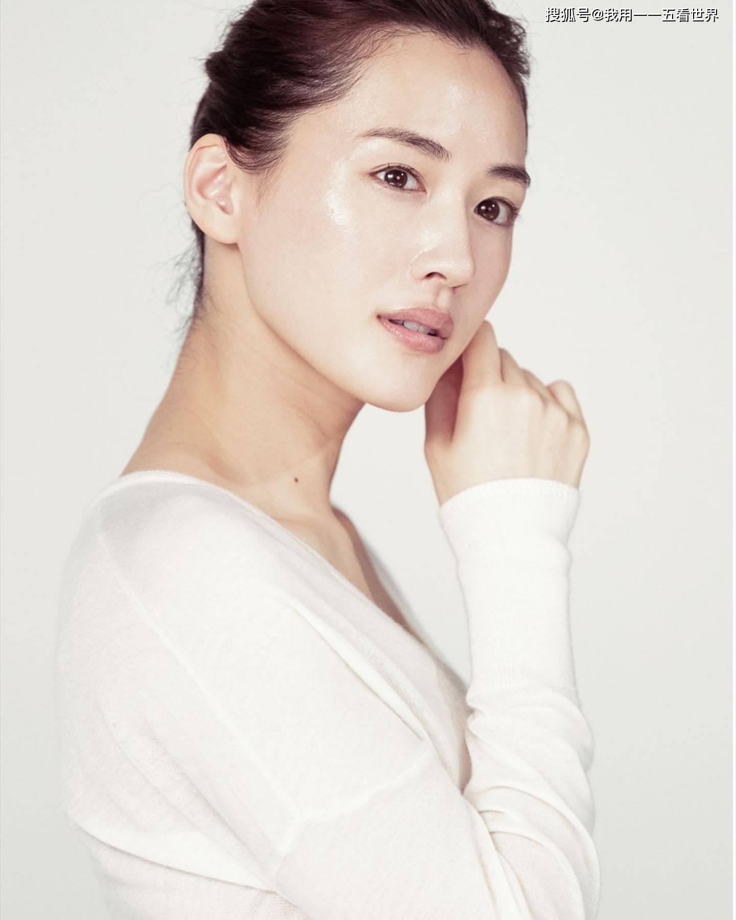 岛国顶级尤物绫濑遥写真大赏:不愧是"奶"遥!