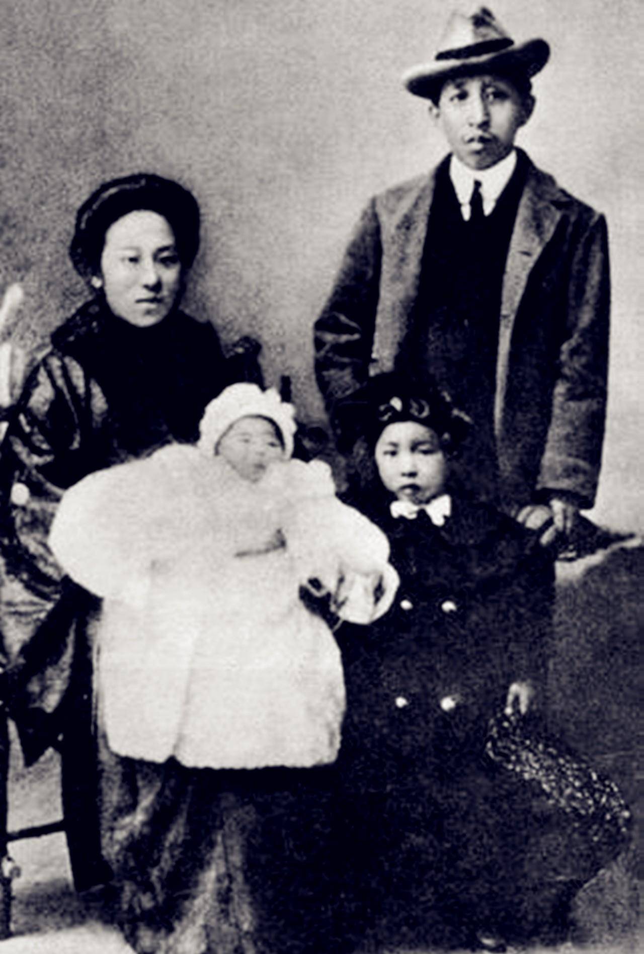 她19岁嫁给廖仲恺,携手走过28年,丈夫被暗杀后独守空房47载_何香凝