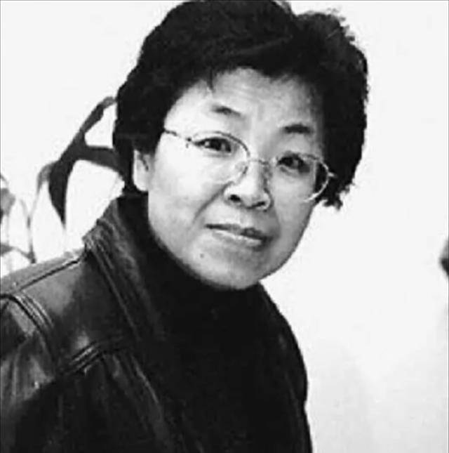 1999年,北约轰炸中牺牲的记者邵云环,今丈夫未娶,儿子继承遗志