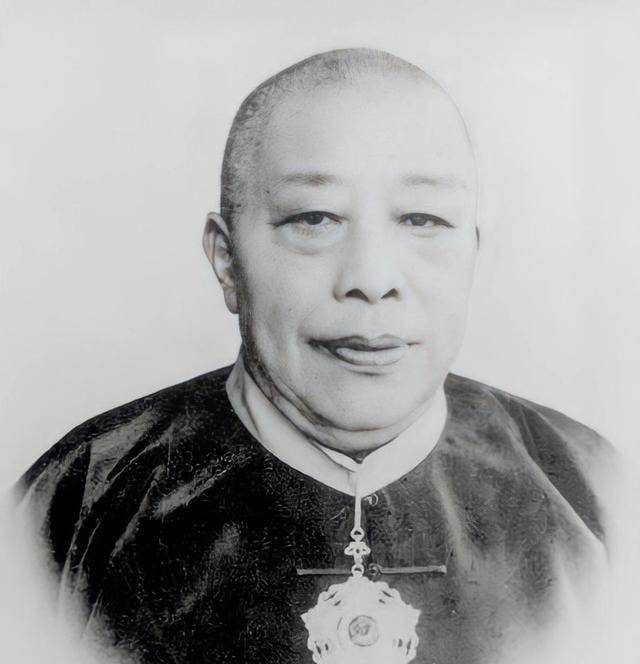 遭匪徒绑架,向其勒索40万赎金,杜月笙:给你90万_绑匪_刘航琛_黄金荣