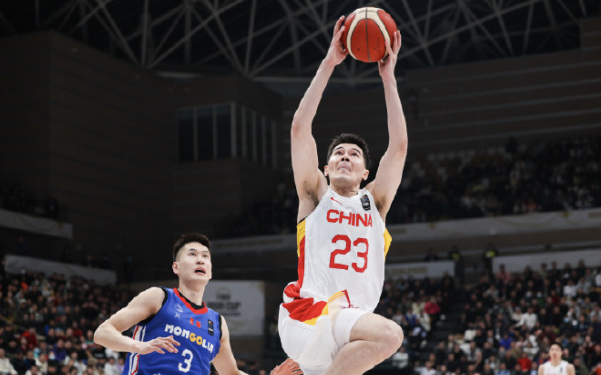 胡明轩 赵继伟0分,中国男篮大胜蒙古男篮,乔帅有意培养新人_比赛_杨