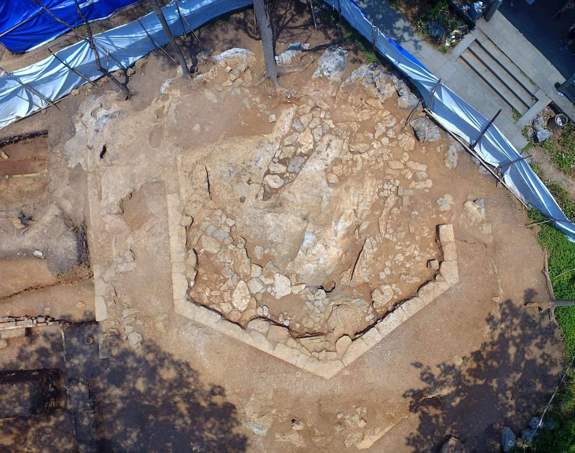 考古学家在浙江发掘古塔遗址,破坏非常严重,能否复原成难题_佛塔_青砖