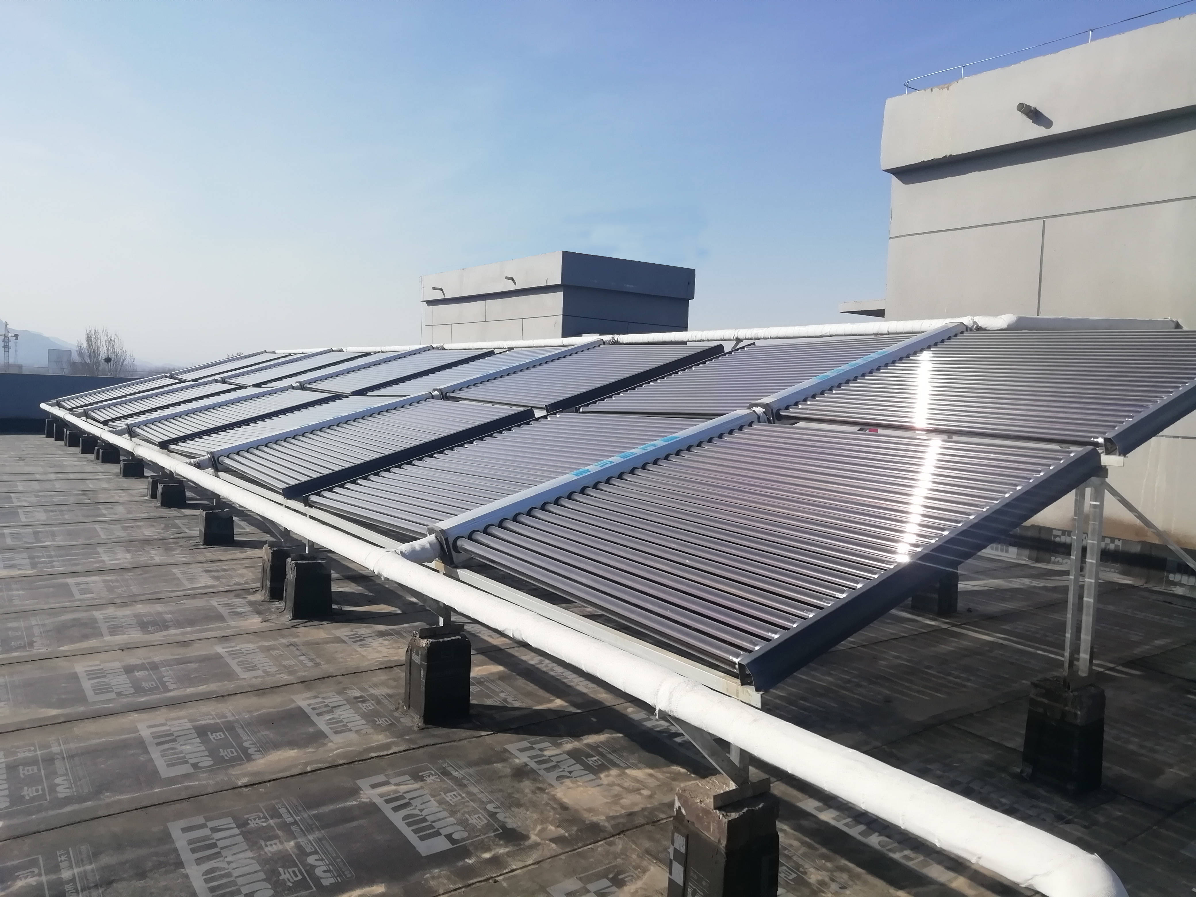 春季河北太阳能热水系统保养方案及注意事项