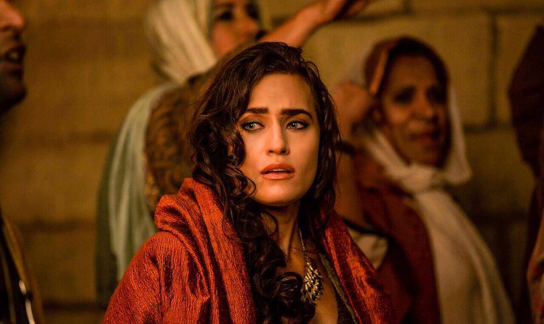 他天生神力,却好色成性,最后死在自己女人手里_参孙_非利_利士