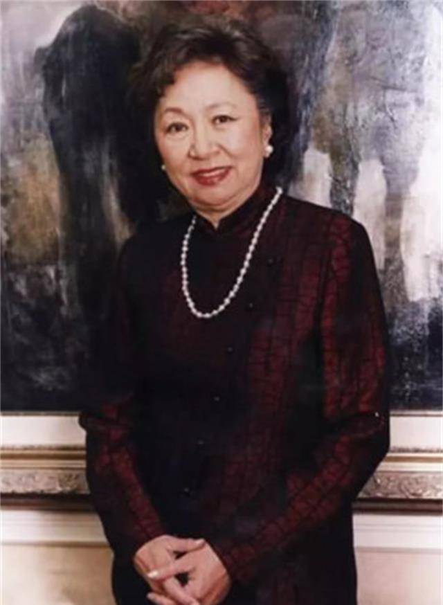 外交官顾维钧的晚年生活:生活规律每天散步,做口述史研究_严幼韵_上海