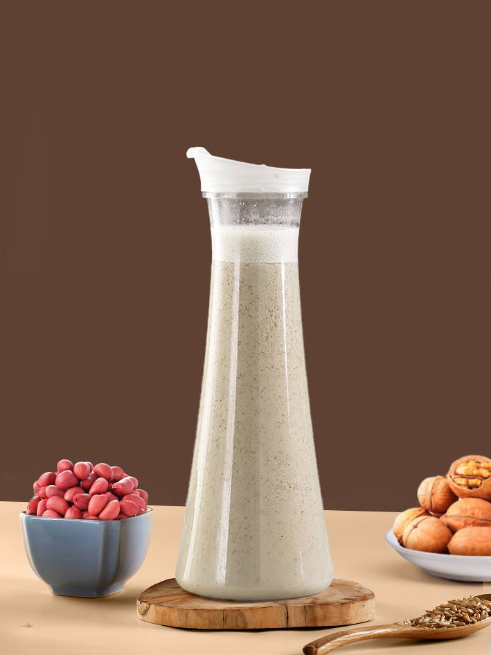 曾小果 - 热饮核桃花生露这几天色温最早下降,冬季的痕迹愈来愈较着了