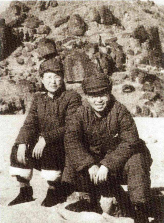 患病,无法生育,他说服母亲接纳,婚后照顾30年不离不弃_袁震_吴晗_生活