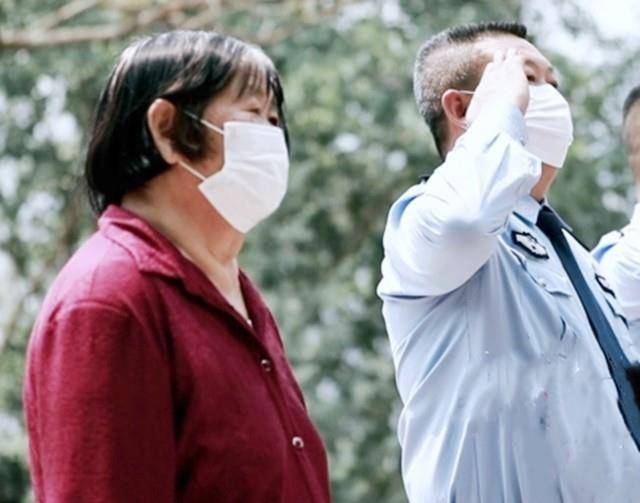 27年前他倒在毒贩手雷下,如今三个儿子都穿上了警服_张从顺_战友_生命