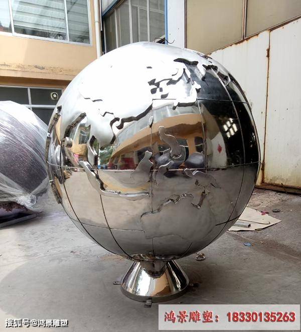 转动不锈钢空心球地球仪雕塑:能转能看了解世界地理知识_艺术品_人们