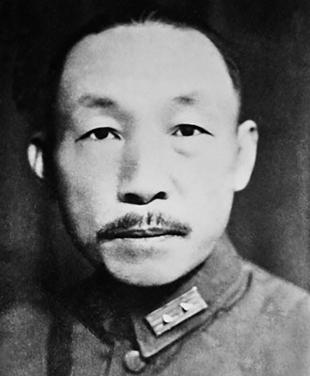 为军长守墓47年,80岁终盼来英雄后人:为英雄守墓,我不能食言_唐淮源