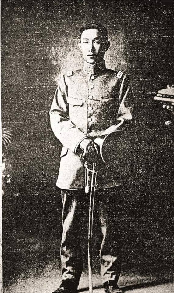 小凤仙晚年痴呆,死前紧攥蔡锷的照片,蔡锷儿子:她是