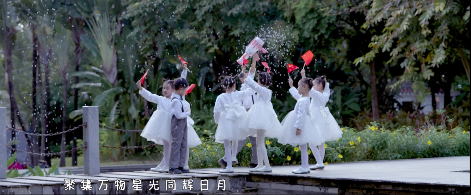 弘声天使之音合唱团最新歌曲《东方少年》创造辉煌明天_梦想_星光