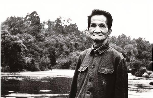 他被军统关押14年,靠装疯成功越狱,建国后得沈醉洗脱