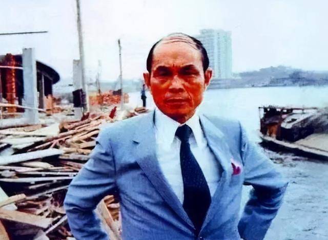 抗美援朝,霍英东为前线运送稀缺物资近3年,只"黑猫号