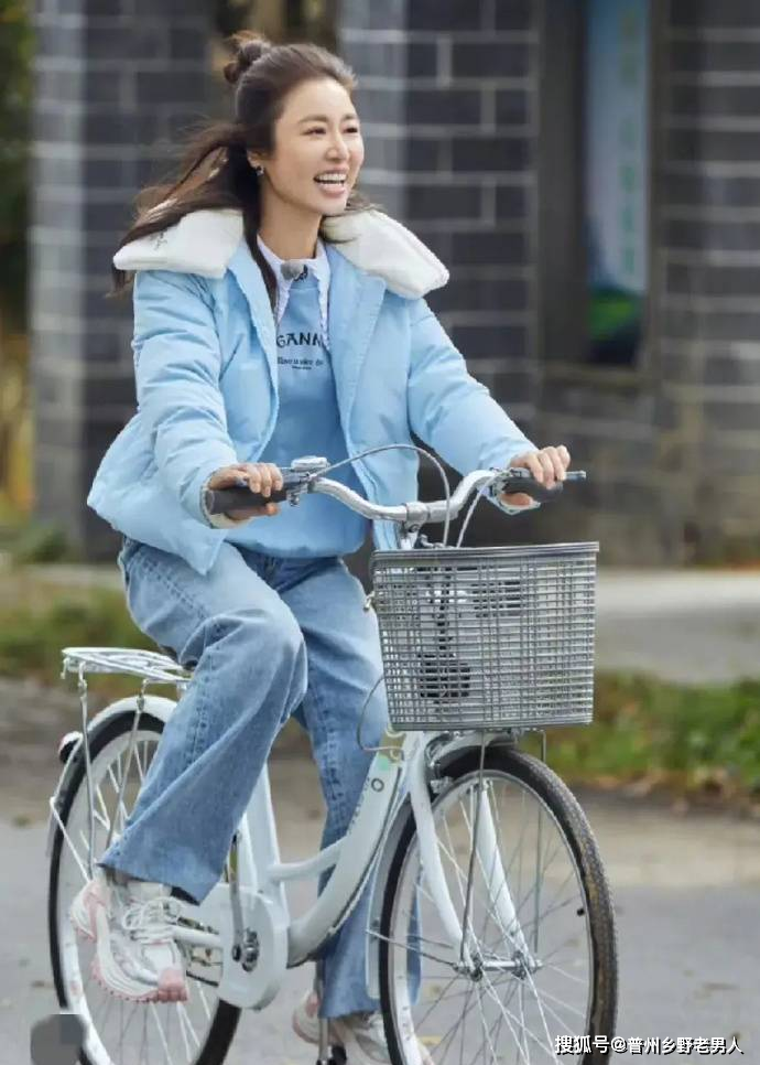 有网友猜测,浪姐5的选手名单已经出炉,杨谨华和林心如都在其中.