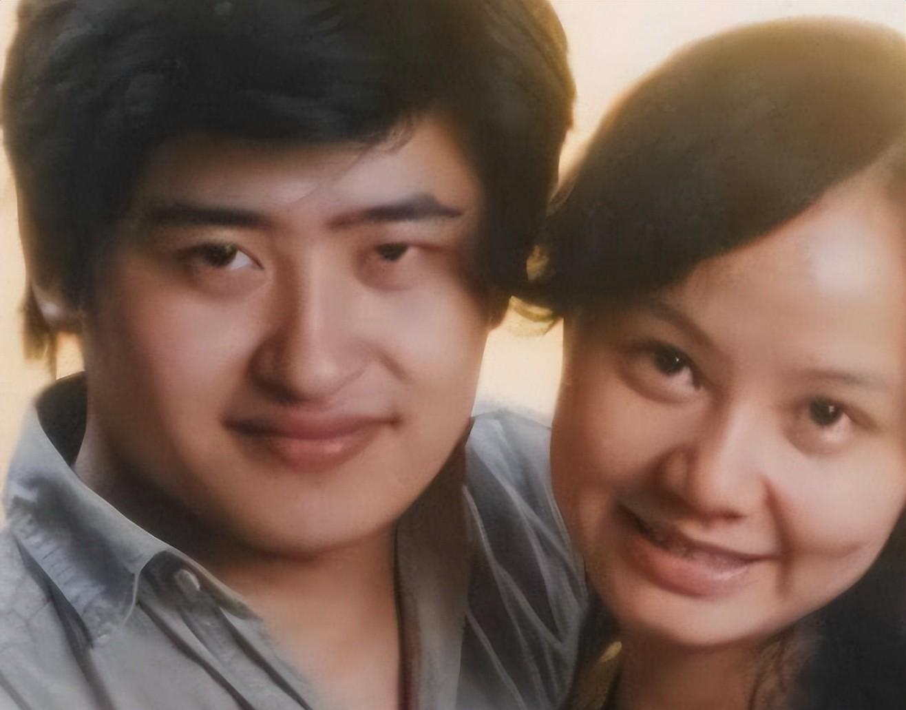 刘欢:和妻子相识9天就求婚,但患上"不死病",妻子不离不弃_卢璐_音乐