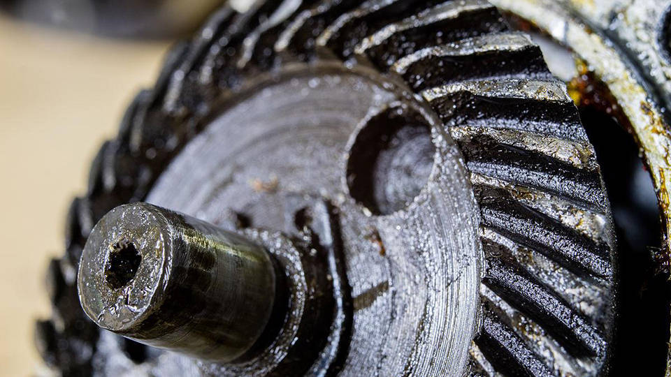 金属齿轮润滑脂变黑的具体原因分析_黑色_氧化_高温