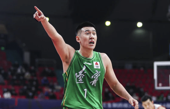 辽篮争冠再提速,付豪摊强援入队,杜锋邱彪失算,刘子庆大手笔_辽宁队