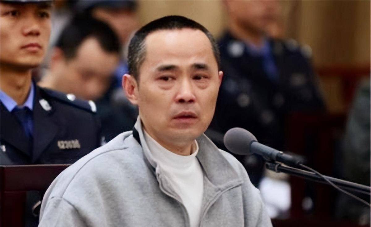 纪实:他身价400亿,汶川捐款5000万,背后却深藏沾满鲜血的罪恶_刘汉