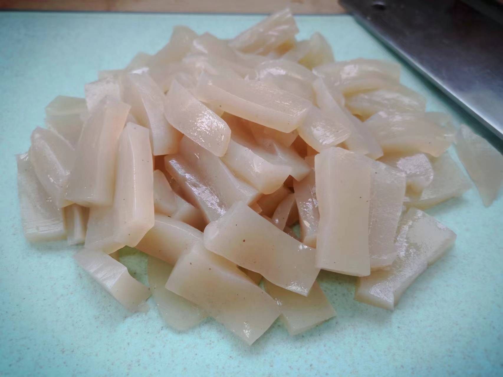 春天,不吃肉也要吃这素菜,不放肉也很香,低卡又降脂多吃不长胖_魔芋_