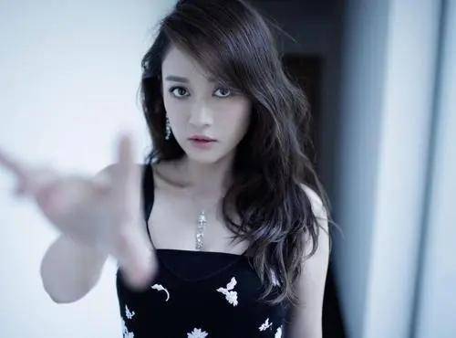 原创陈乔恩新中式风格惊艳众人44岁展现逆龄风采