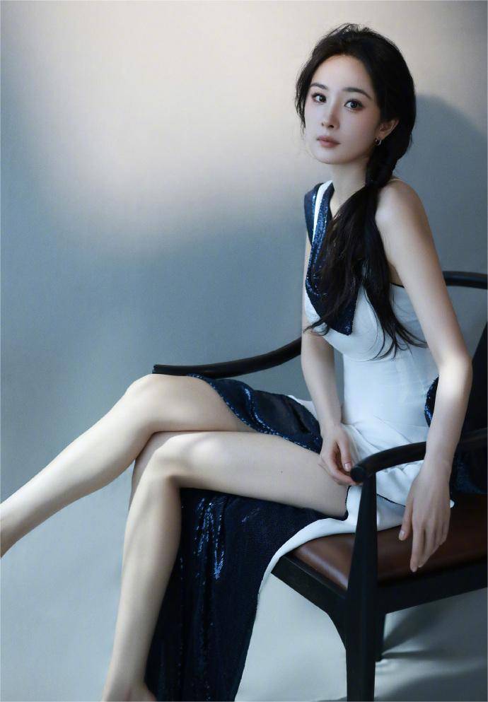 杨幂全球高定首穿,不愧是你!_认可_时尚_魅力