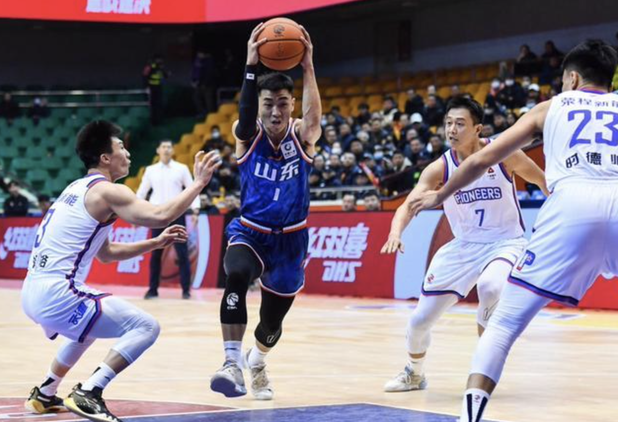 原创摆烂吧山东男篮进季后赛无望竞争外援优惠政策名额更实际