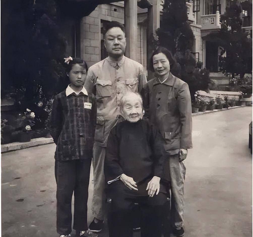 离婚后担心孩子被欺负,把亲妹妹嫁给前夫_李立三_杨开智_周南