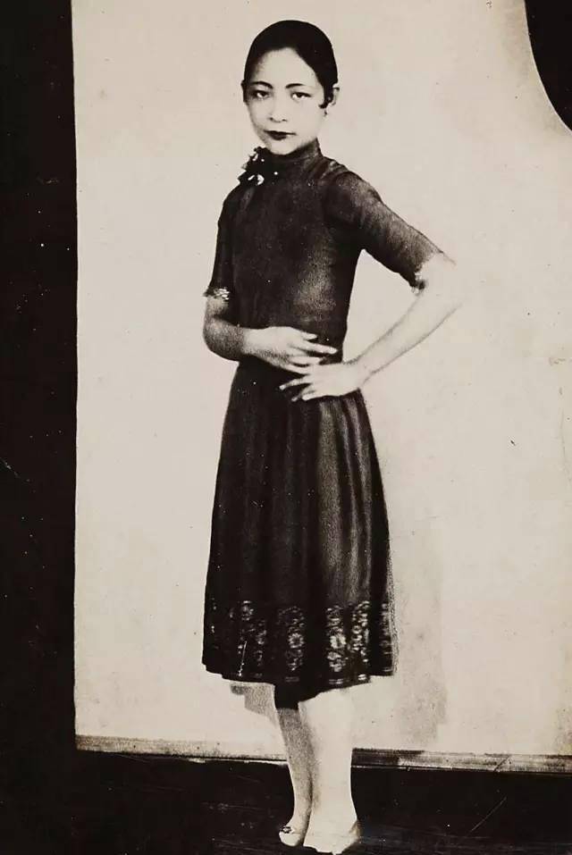 原创唐瑛17岁的上海名媛风头盖过英国王室难道仅凭容颜得瞩目