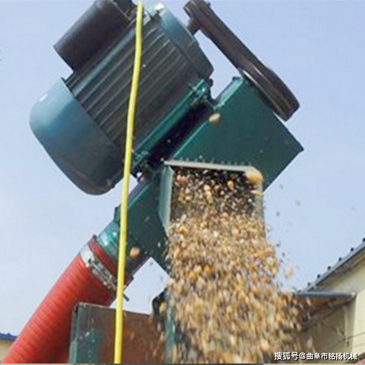 锯末牛筋管抽料机移动式小型吸料机中间驱动吸粮机