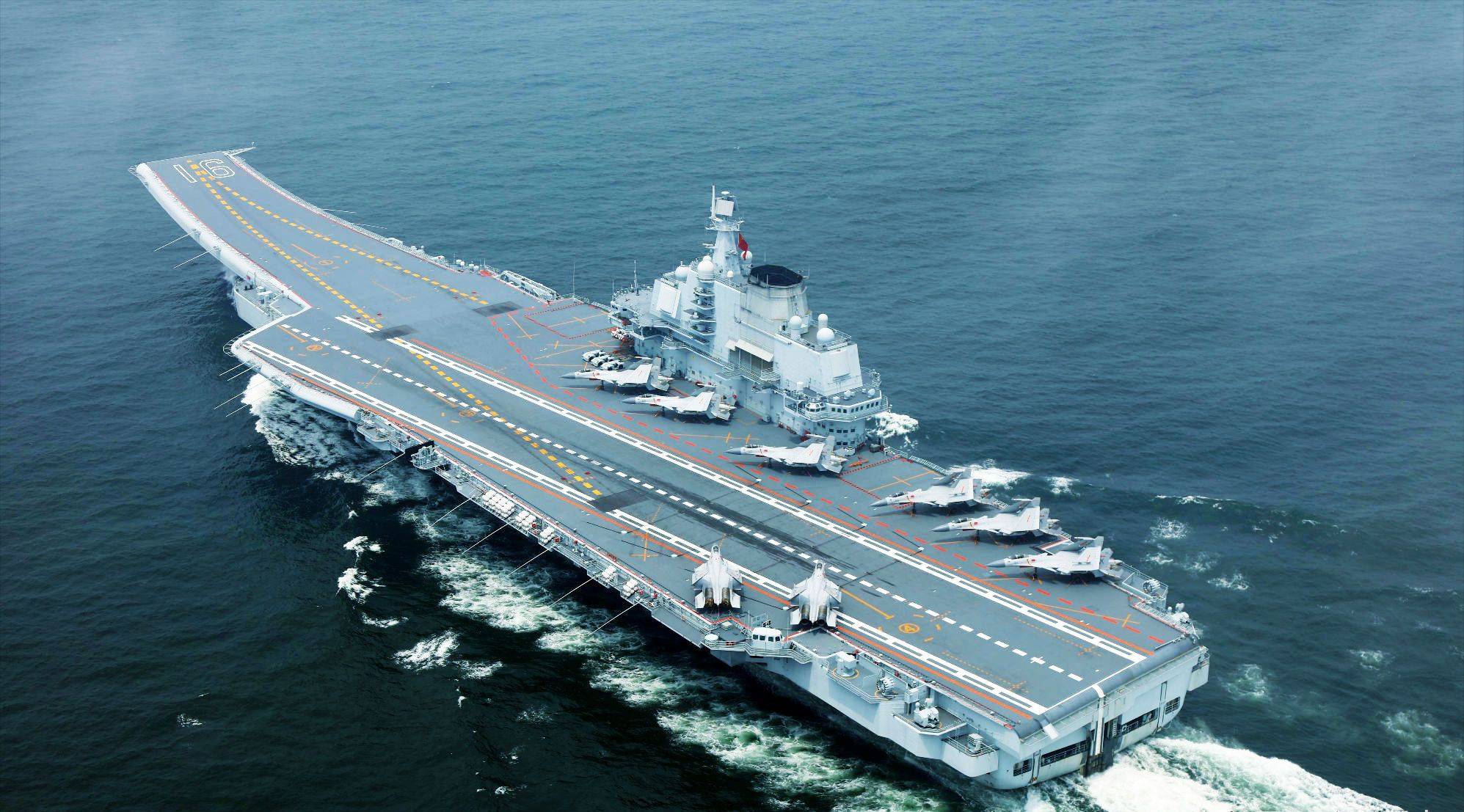 从航母与两栖攻击舰的产生背景看两者的作用_英国海军_水上飞机_架飞