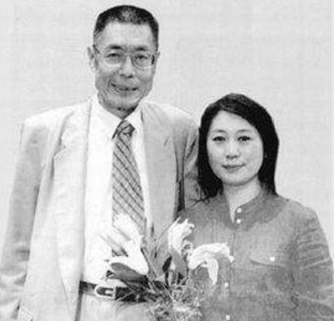 原创老艺术家刘诗昆娶小36岁妻子给1岁女儿留5亿还想再生2个儿子