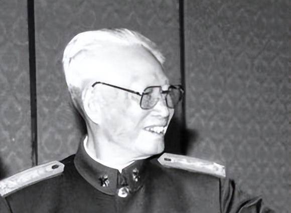 原创张震上将6次负伤子弹遗留体内近8年78岁退休邓公亲自挽留