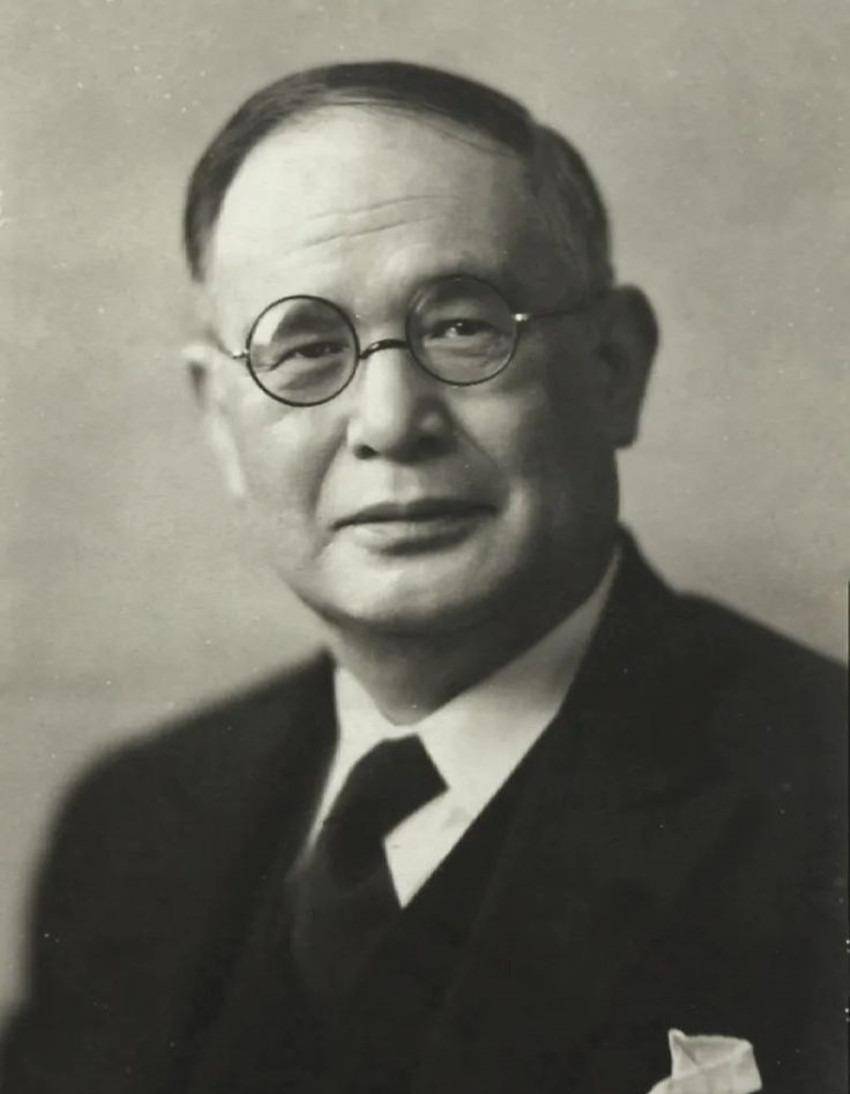 田中角荣平民出身因奇遇当首相被判入狱却高票当选议员