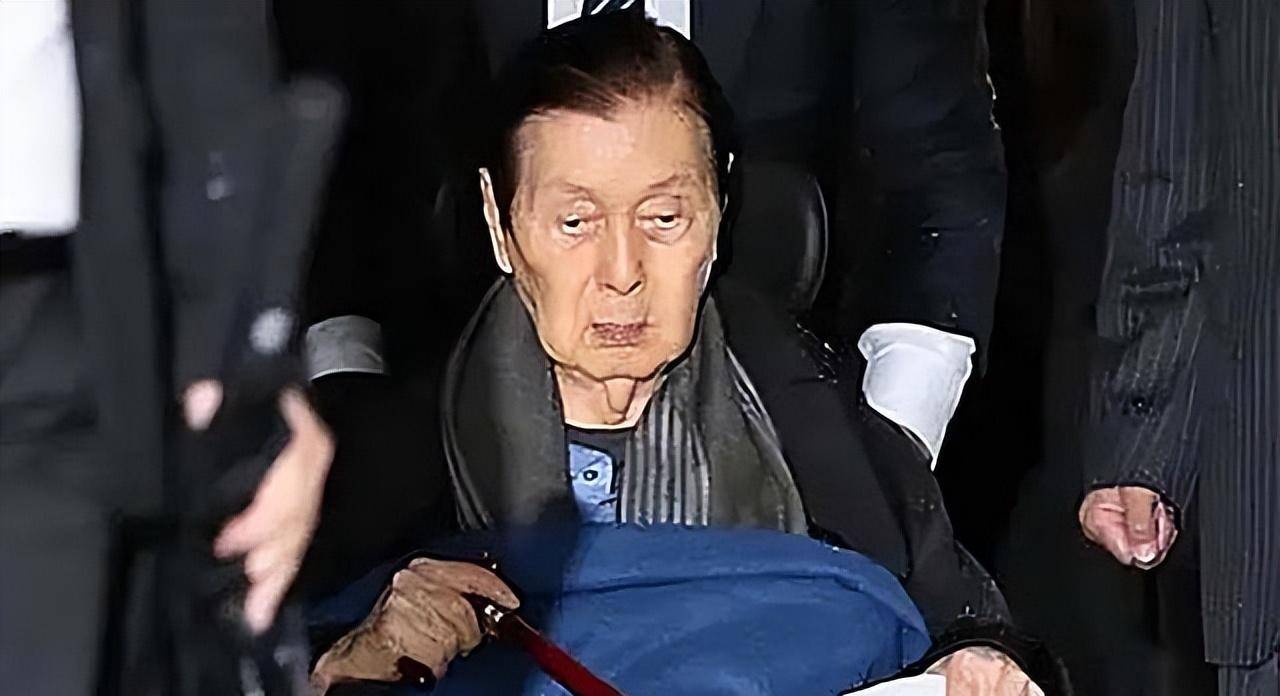 2009年韩国女星在家中自缢留下的遗书记录了财阀的丑闻