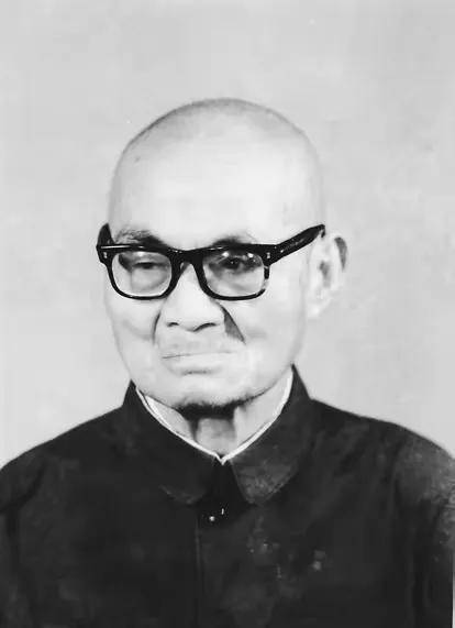 85年前金振中打响全面抗战第一枪不幸失去双腿后来怎样了