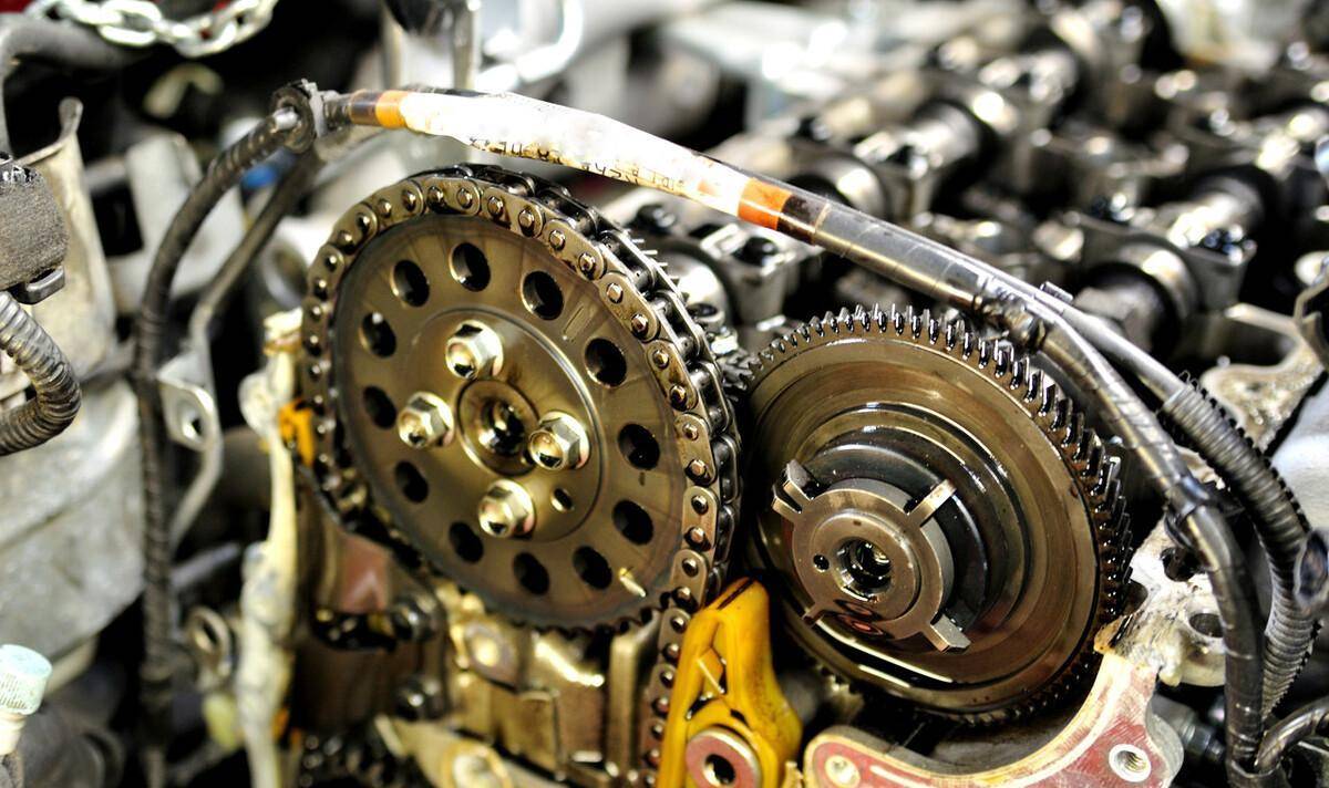 奥托一个一穷二白的推销员竟成为震惊世界的内燃机之父