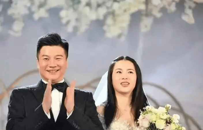 她是演员中的女富豪,多辆豪车轮流开,如今45岁却活得像20岁_殷桃_孙东