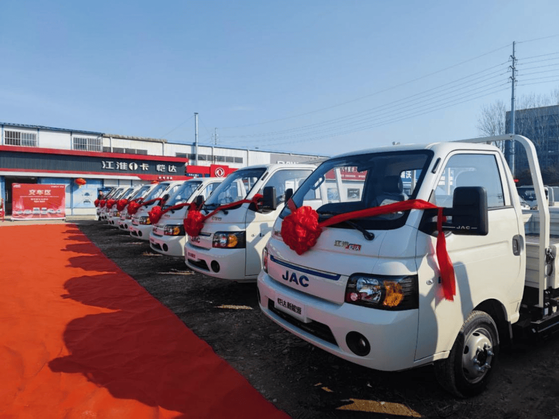 江淮轻卡恺达乡村振兴1号车在农村运输中担起重任