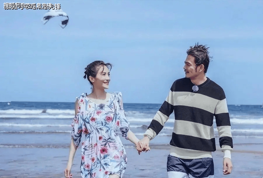 杨烁男人味爆棚,娇妻宛如18岁少女,一家三口颜值好高_生活_家庭_照片