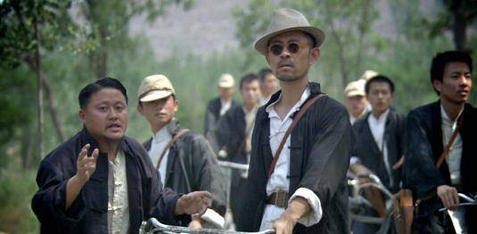 老人找到兰州军区,肖华上将亲自迎接:原来你还活着_卢子美_队伍_路军